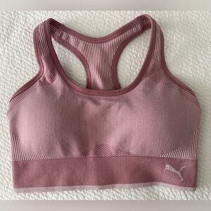 Women’s Puma Sports Bra -Size Small